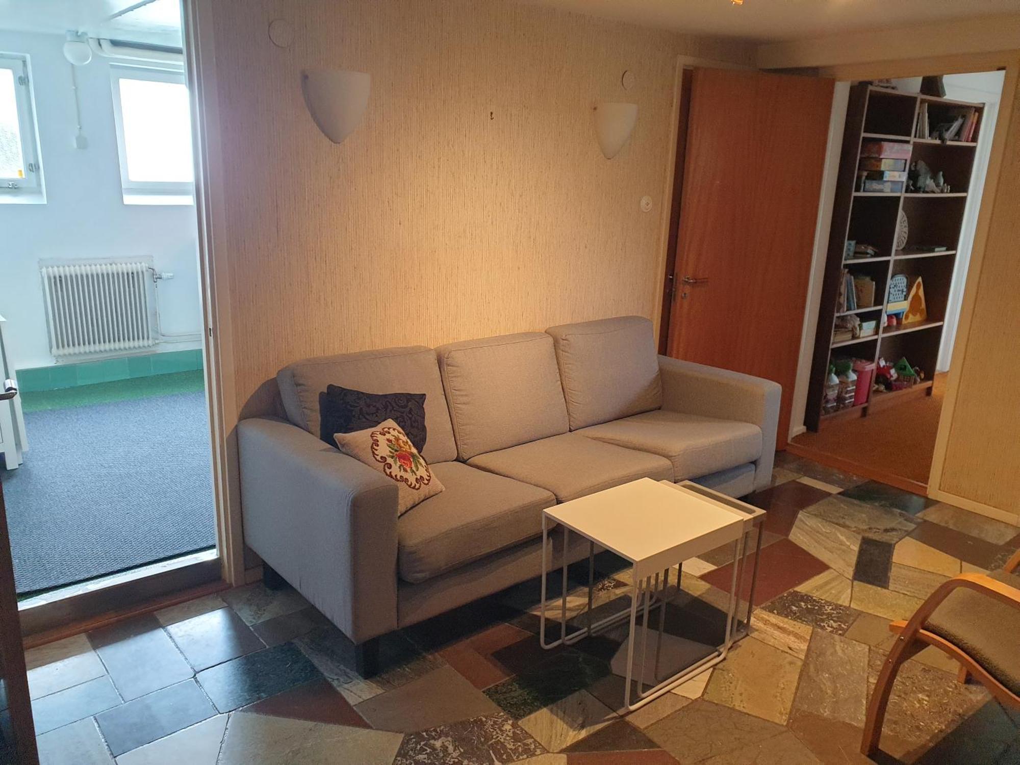 Apartamento Cozy In 50s 10 Min Tram Ride To *